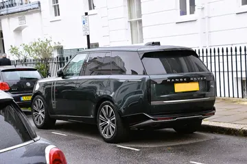 SUV (Range Rover)